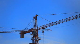 湖南塔吊倒塌事故致2死，5名公職人員被停職調(diào)查，敲響安全生產(chǎn)警鐘